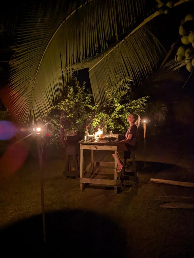 Bewak Cr Hotell Tortuguero Exteriör bild