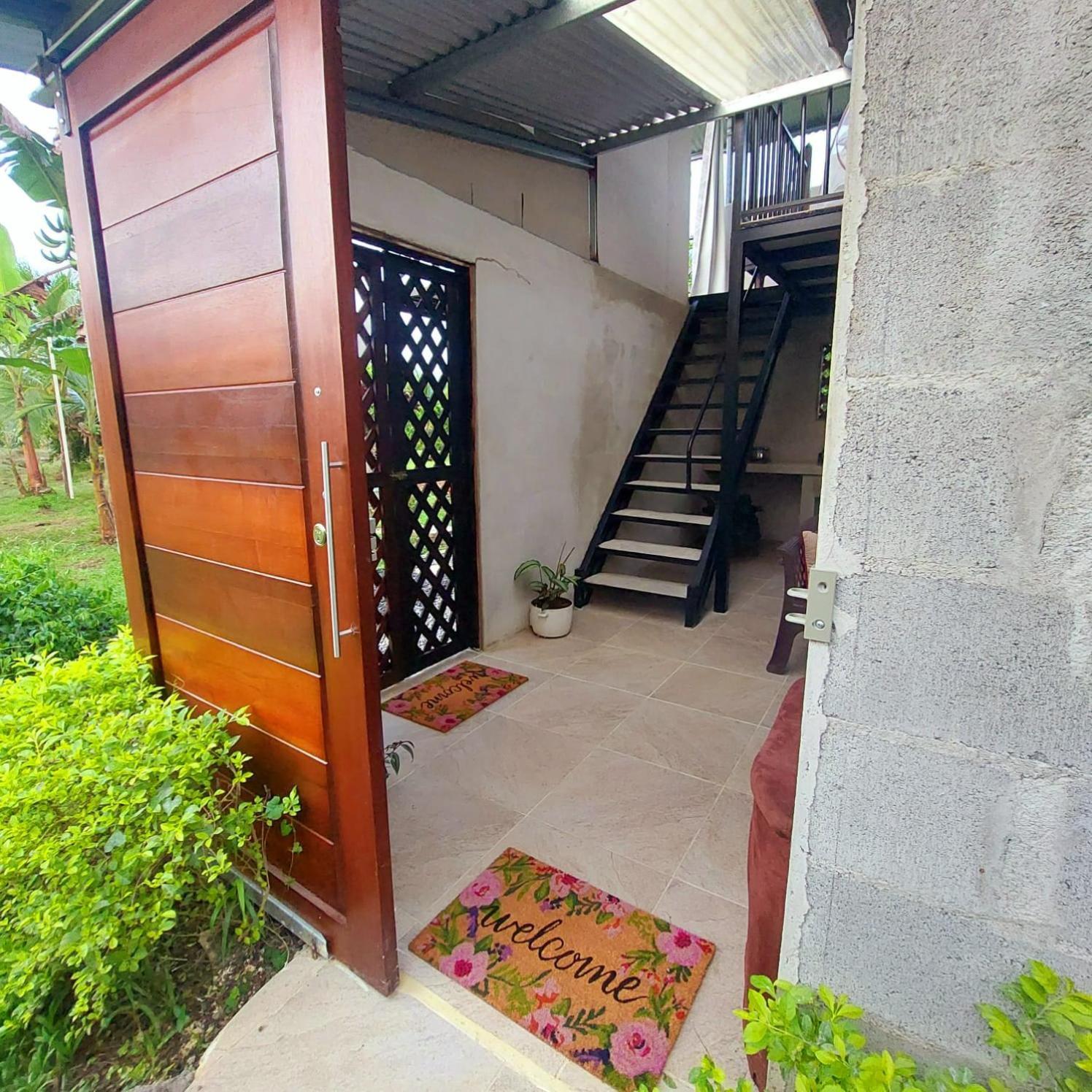 Bewak Cr Hotell Tortuguero Exteriör bild